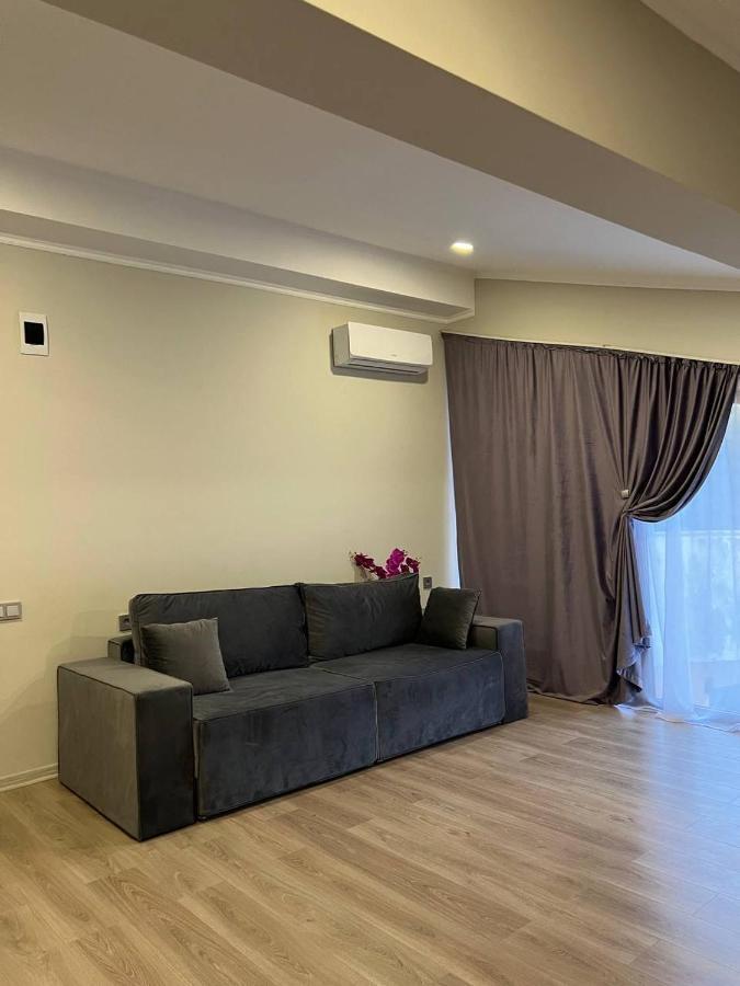Мини-гостиница Ардзинба 129 Гагра Экстерьер фото